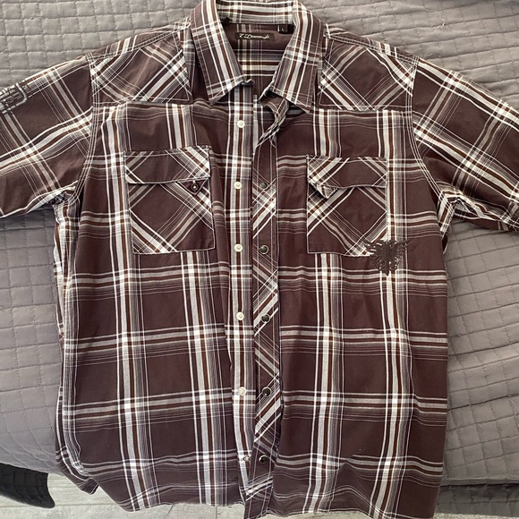 7 Diamonds button up. Amazing shape. Rootbeer color - Picture 2 of 2
